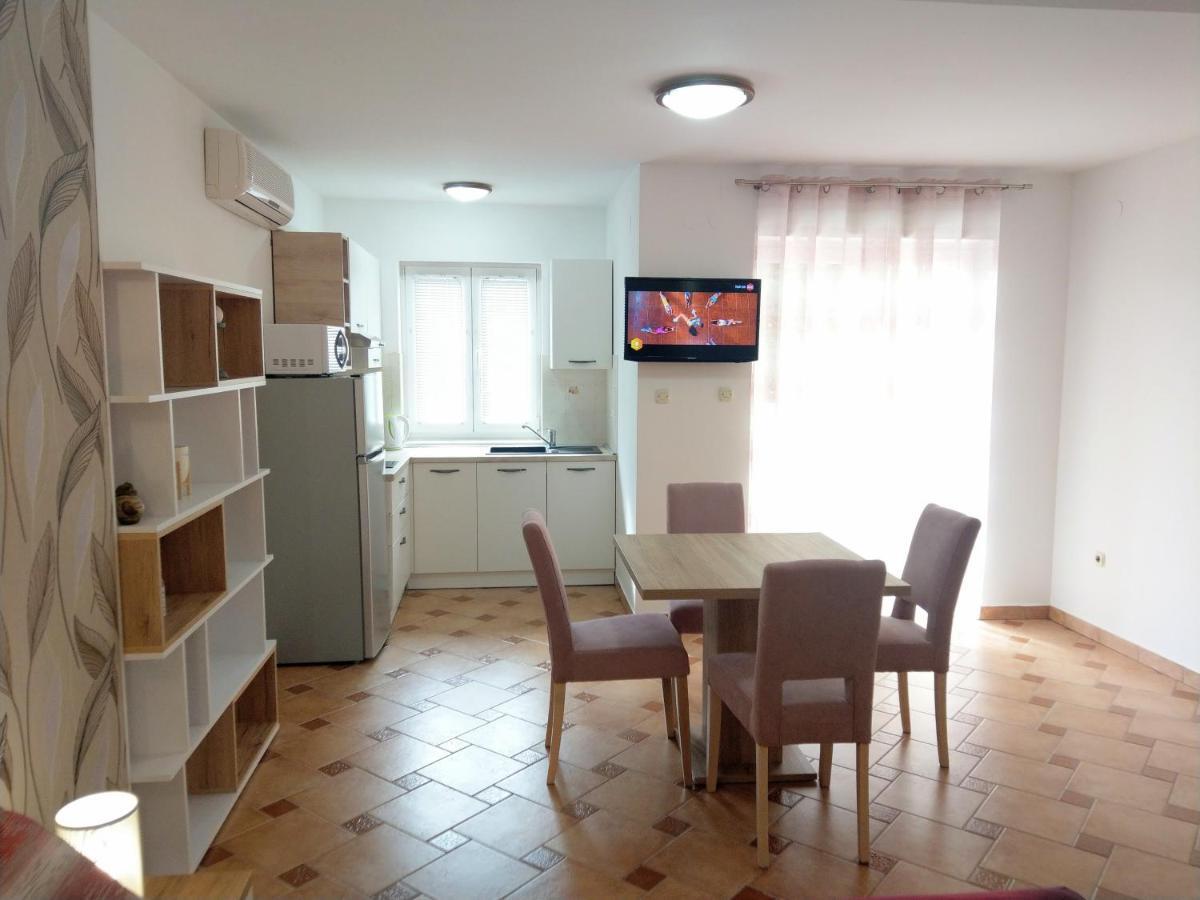 Apartment Koruna Medulin Buitenkant foto